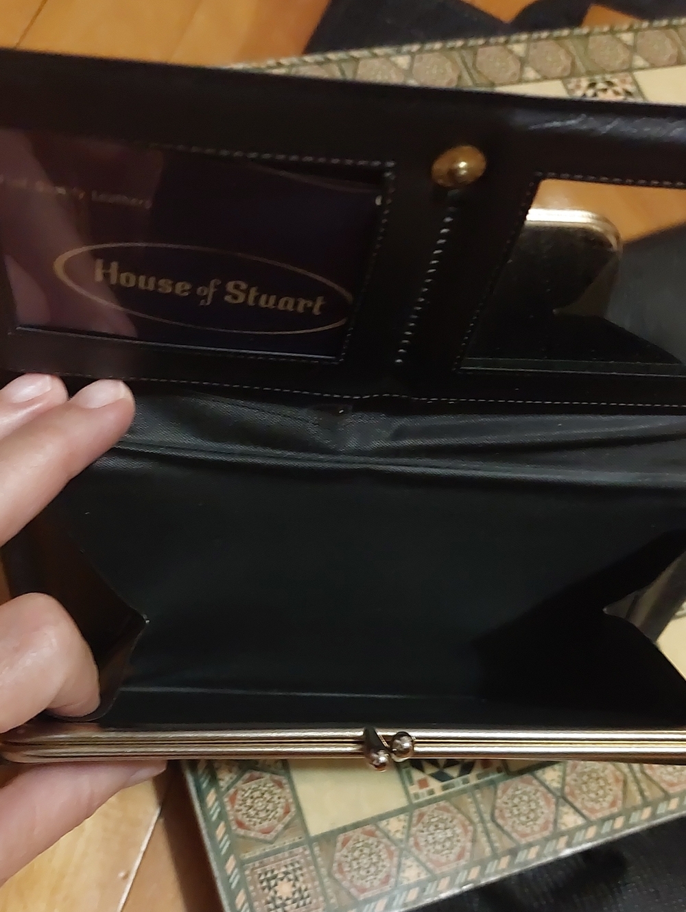 NOS Vintage House of Stuart Black Leather Tri-Fold Wallet - Picture 7 of 11